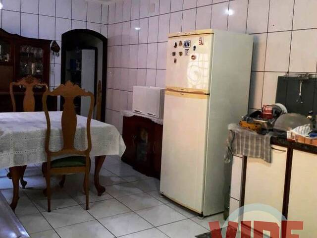 Sobrado para Venda em São José dos Campos - 5
