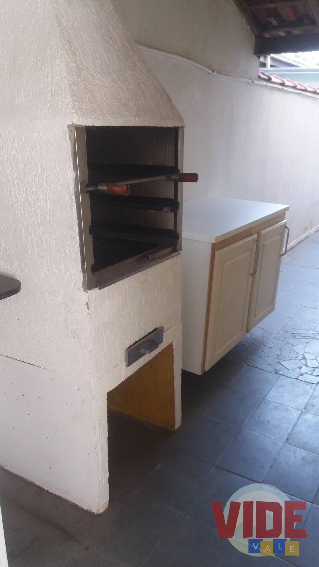Sobrado para alugar com 4 quartos, 200m² - Foto 24