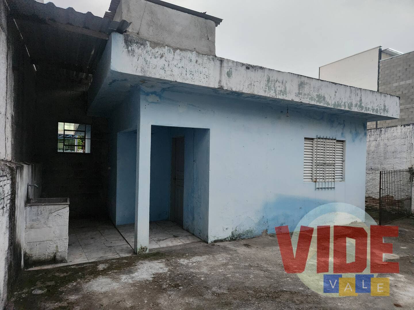 Casa à venda com 3 quartos, 400m² - Foto 3