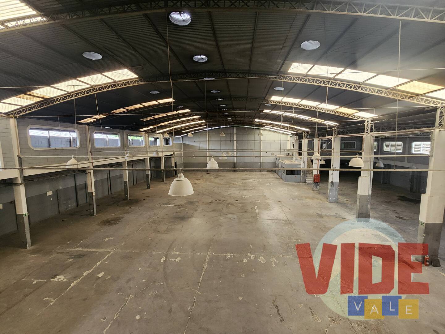 Depósito-Galpão-Armazém à venda, 1742m² - Foto 24