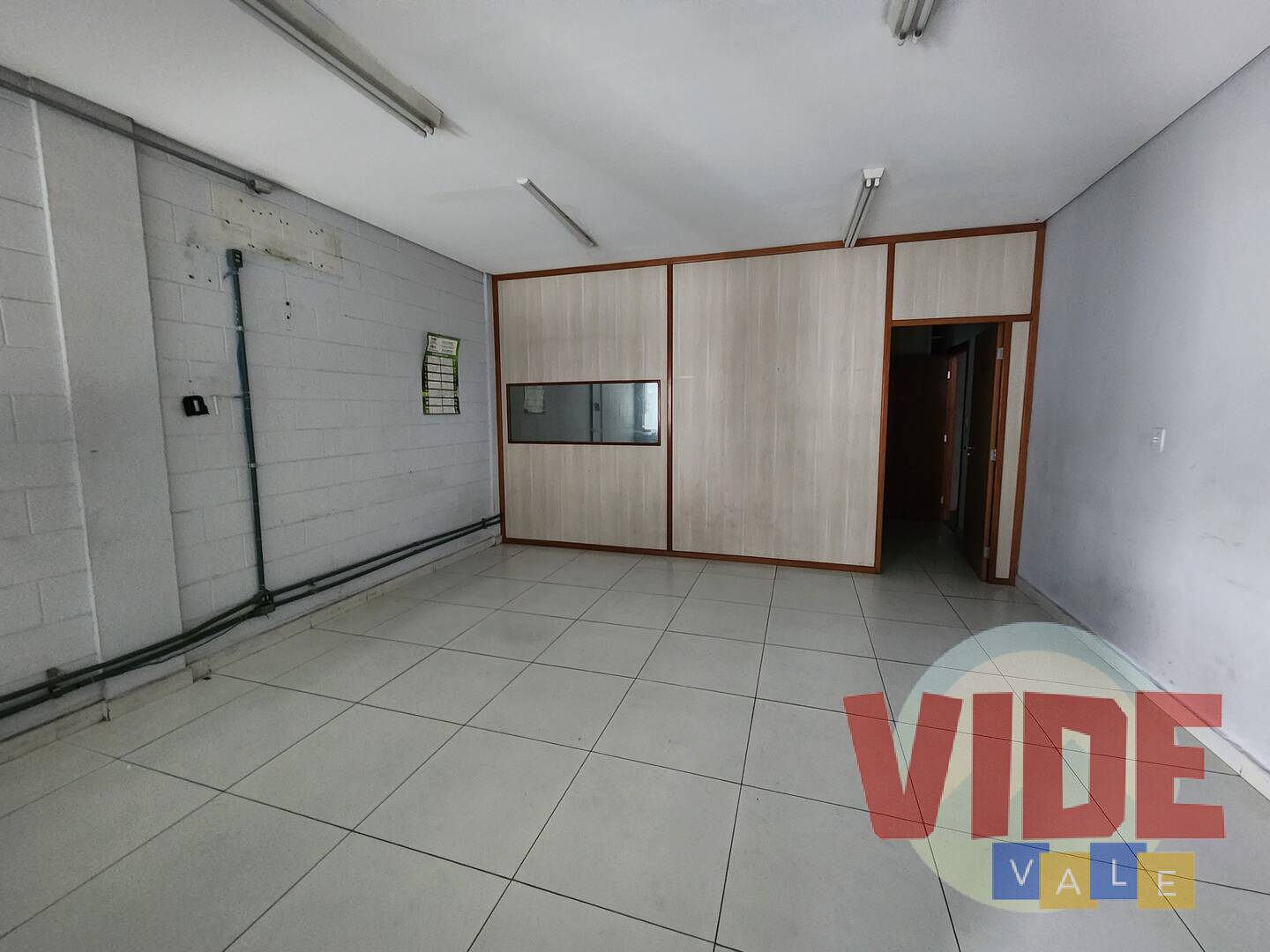 Depósito-Galpão-Armazém à venda, 1742m² - Foto 32