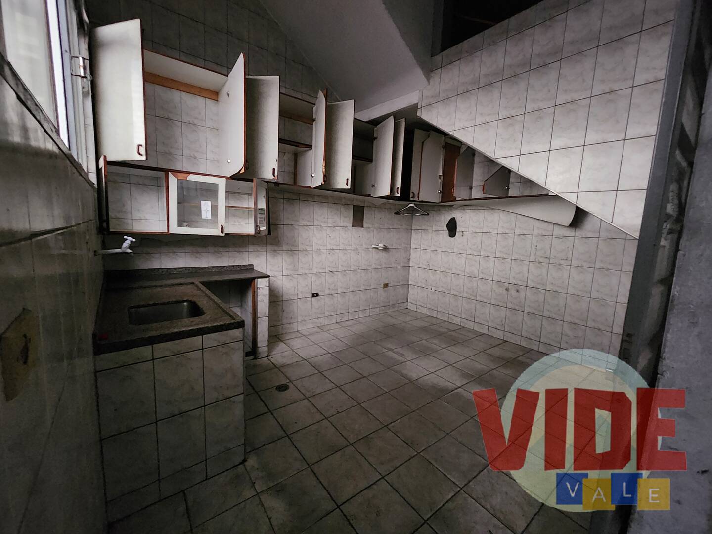 Depósito-Galpão-Armazém à venda, 1742m² - Foto 36