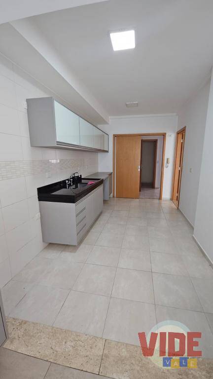 Apartamento, 4 quartos, 183 m² - Foto 13