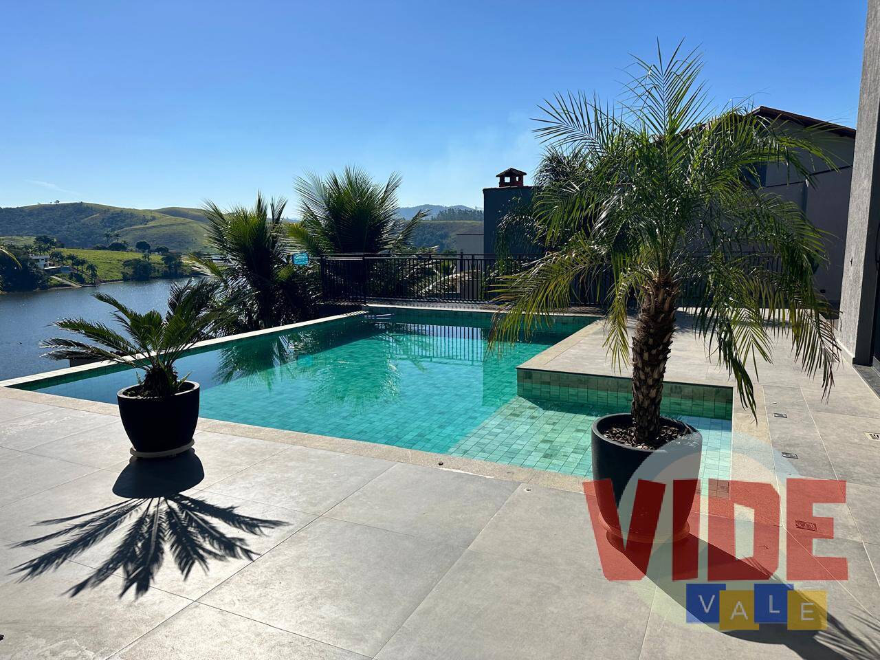 Casa de Condomínio à venda com 5 quartos, 900m² - Foto 5