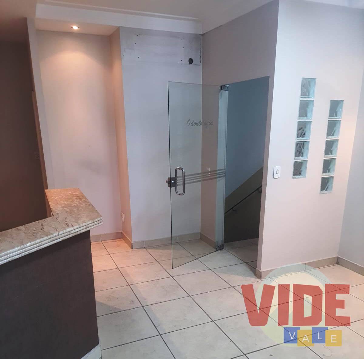 Prédio Inteiro, 65 m² - Foto 2