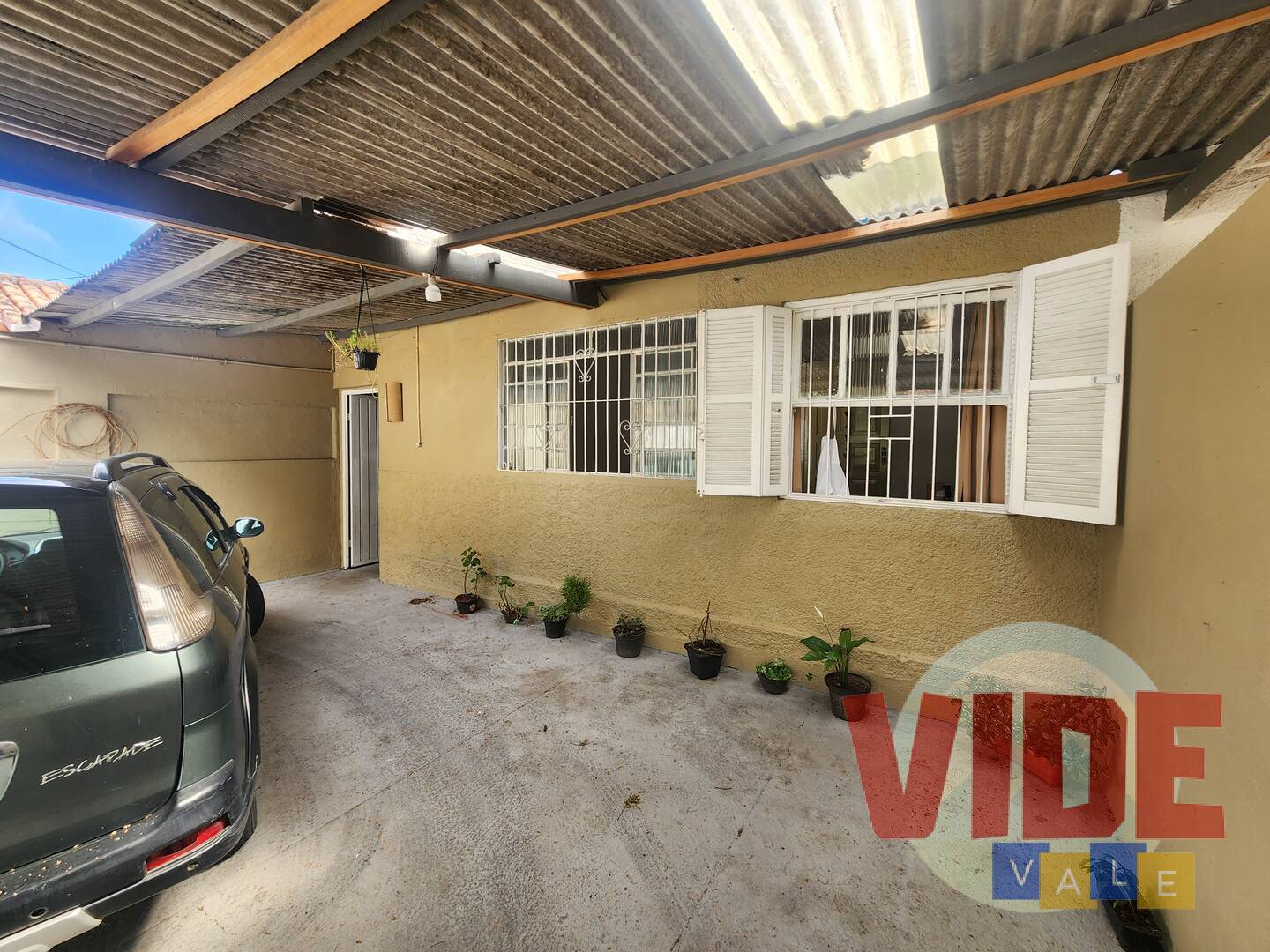 Casa, 6 quartos, 115 m² - Foto 1